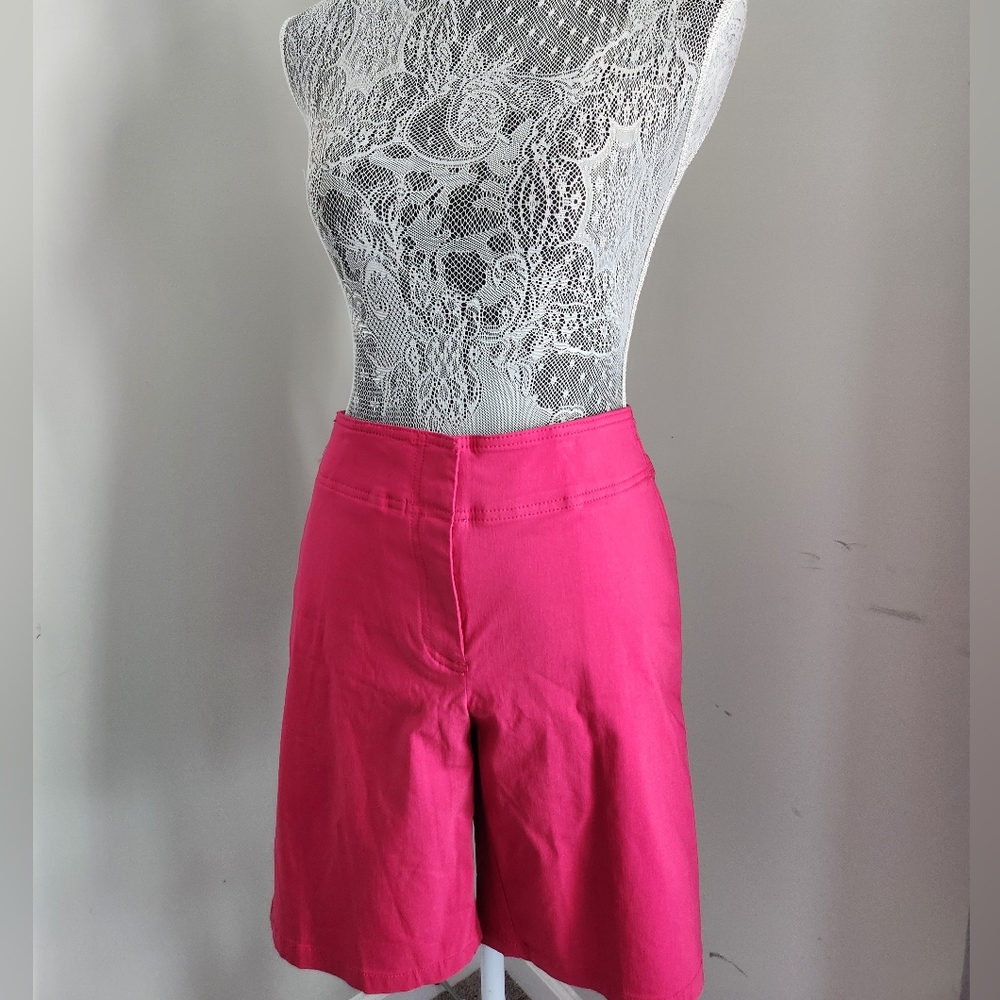 Izod Shorts NWT